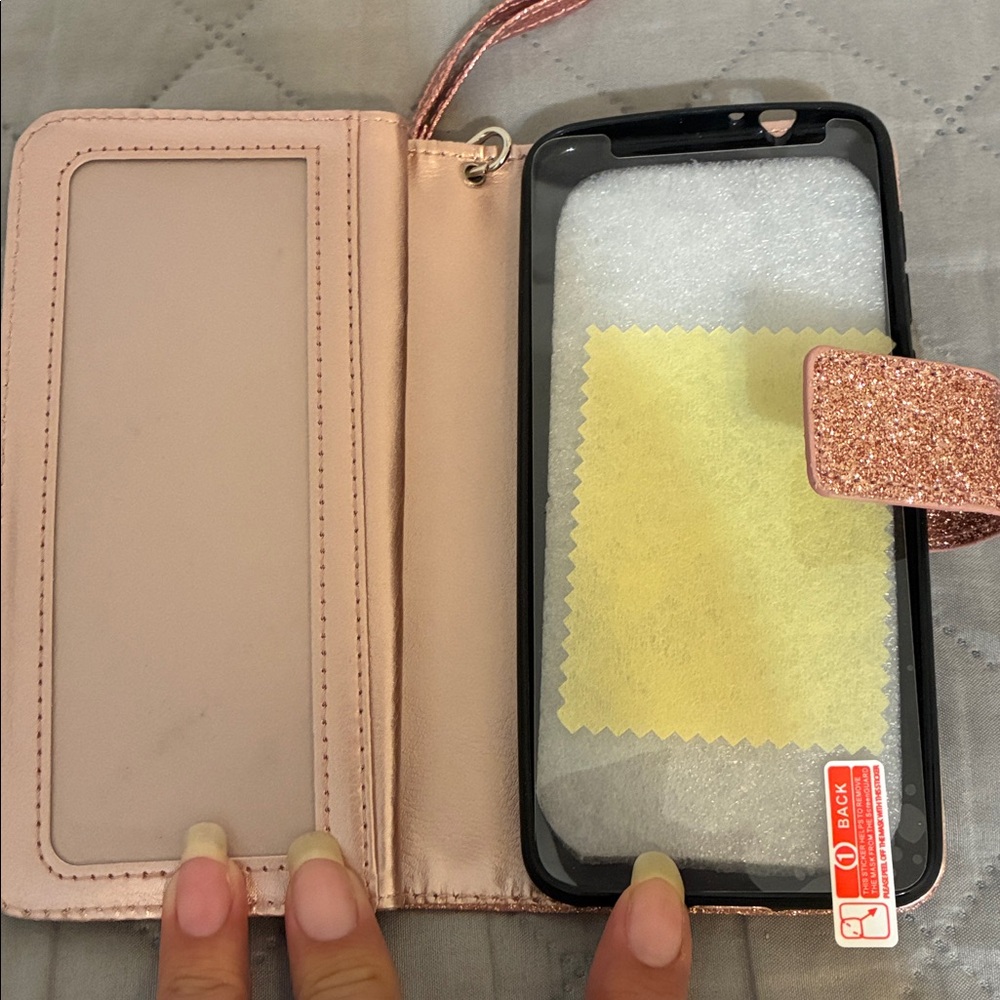 NWT! Glittery Rose Gold Phone Wallet Case